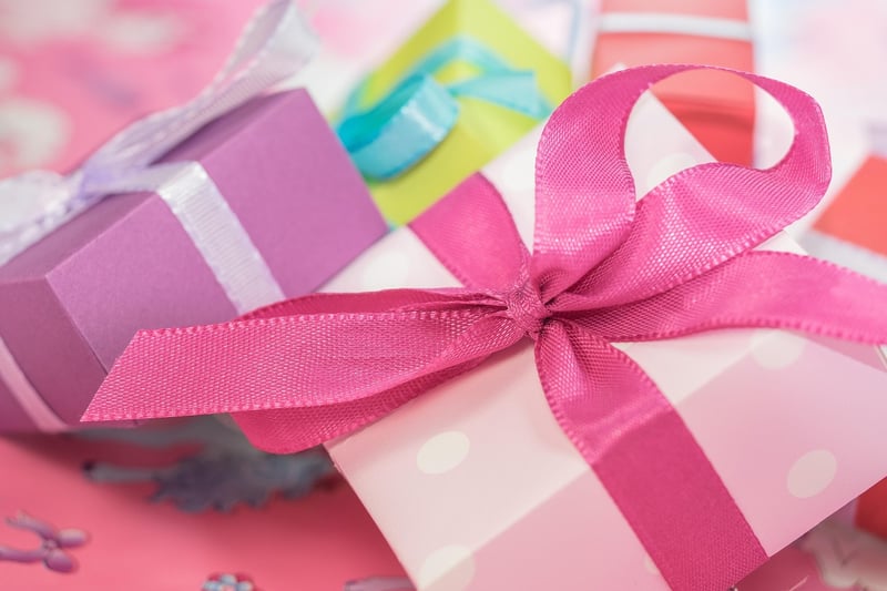 Unique Gift Wrapping Techniques